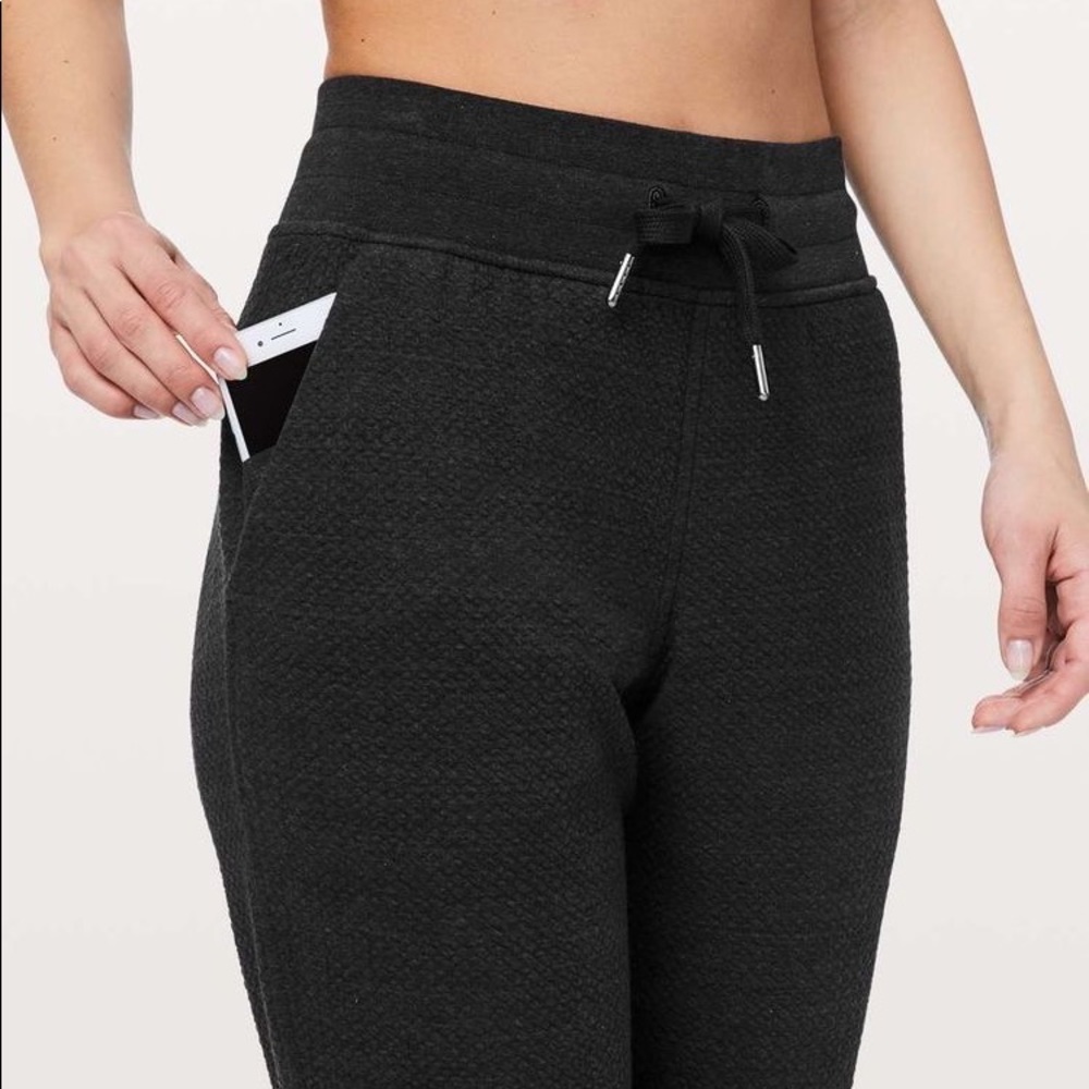 Lululemon Warm Down Jogger II 28"